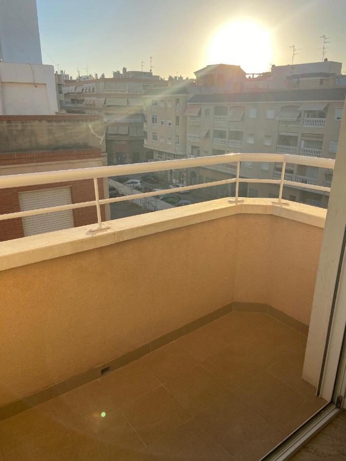 Centrico Apartamento Con Todo A Estrenar En La Playa Santa Pola Exteriör bild